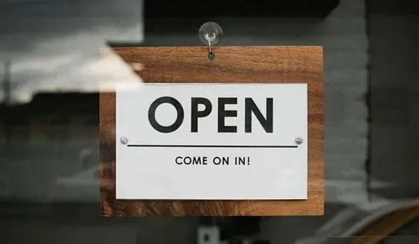 Cartel informativo abierto cerrado para la puerta de tu tienda