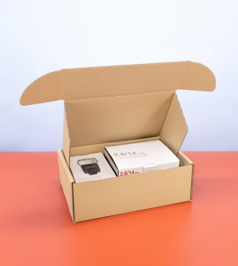 Cajas de cartón con productos dentro