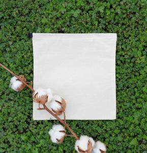 Sacos de algodón orgánico con cierre por un lado 150 g 25x25. Fabricados por mujeres en riesgo de exclusión social